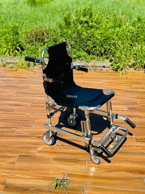 نردبان پله های آلومینیوم با پارچه PVC 4 چرخ و 6 دسته