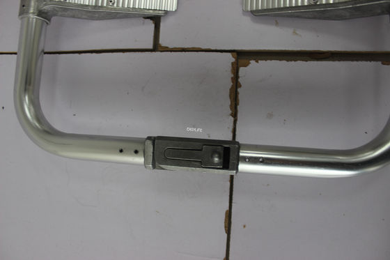 برانکار تاشو آمبولانس آبی 210 سانتی متری 44 سانتی متری با تسمه که به صورت دستی کار می کند