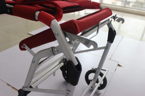 آلیاژ آلومینیوم 120 کیلوگرم ویلچر برقی تاشو موتوردار تاشو سبک وزن GB2626