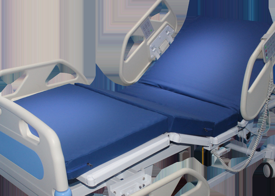 قیمت خوب تخت ICU بیمارستان برقی 2200 میلی متری 950 میلی متری قابل تنظیم در رنگ سفید آبی ABS برای مصارف خانگی آنلاین